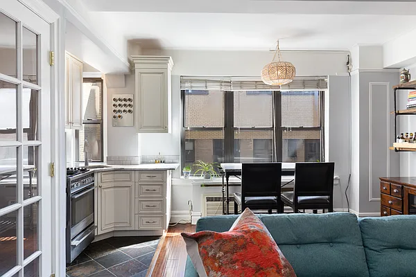 Sold by Nu Place Realty | media 7