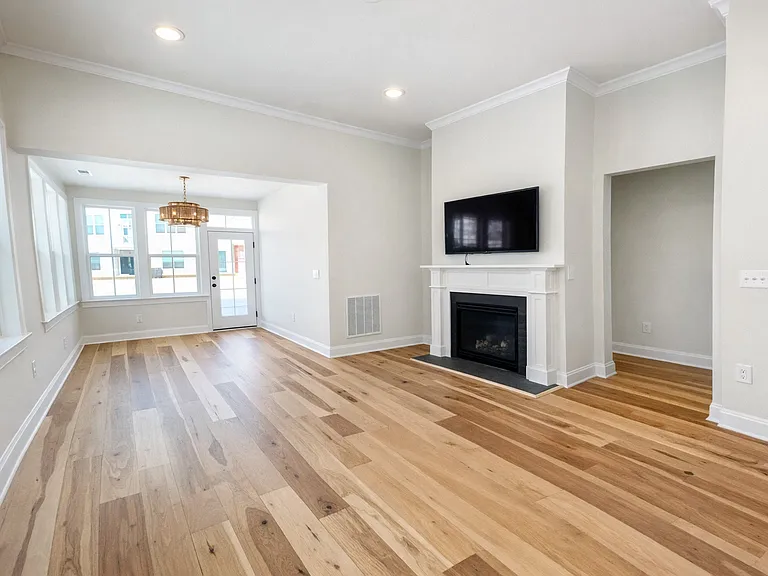 18 Whitaker Ln — Photo 14