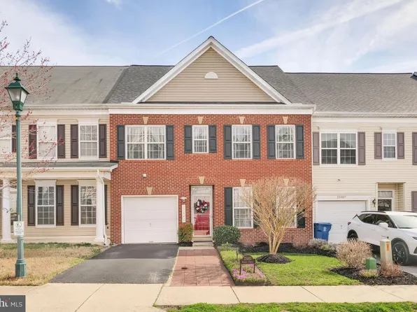 23463 Dahlia Cir, California, MD 20619