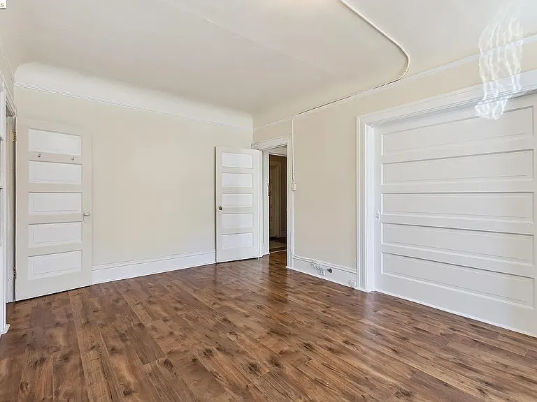 2306 Waverly St — Photo 23