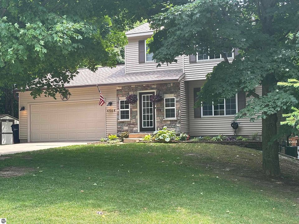 1st image of 4564 Harr Dr