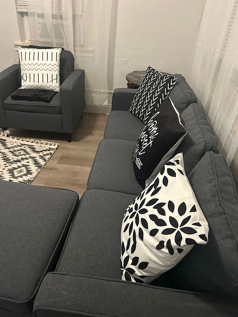 Hospitals | BEACH | Trendy LUX Coastal Villa — Photo 1