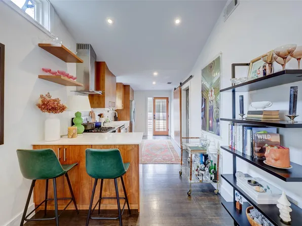 2306 Santa Maria St, Austin, TX 78702