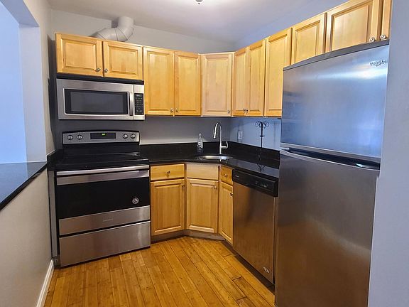2nd image of 154 Quincy Shore Dr Unit 49