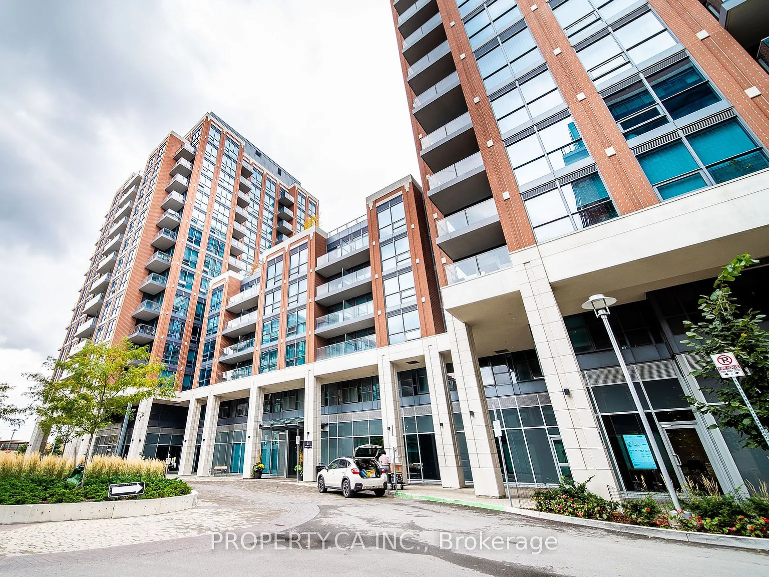 2 bed, $2,450 — Photo 1