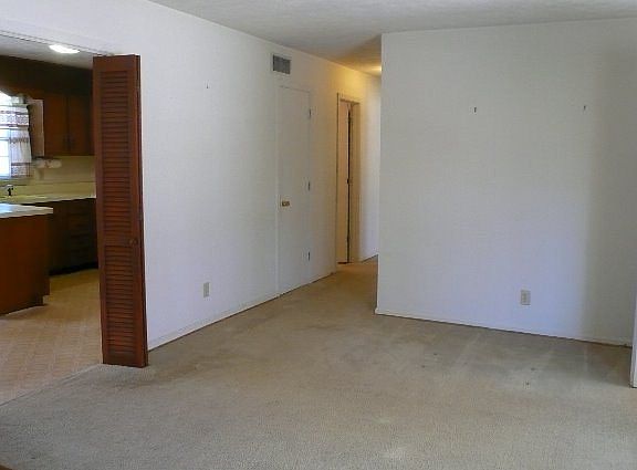 3rd image of 3629 Miller Dr