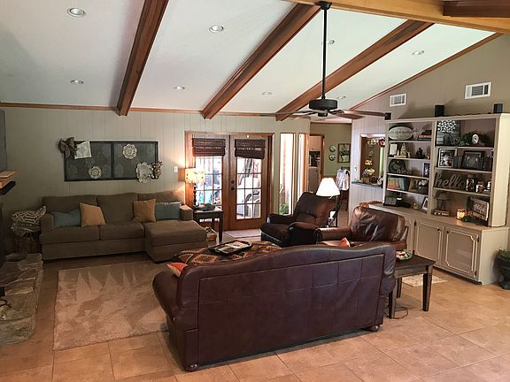 Recessed lighting throughout