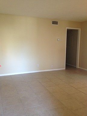 1st image of 3044 Walton St APT 4