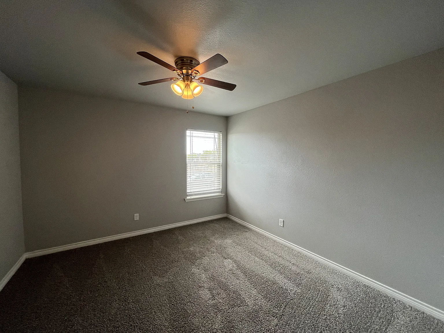 3414 Itasca Street - 1 — Photo 2