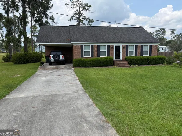 828 W Moring St, Swainsboro, GA 30401