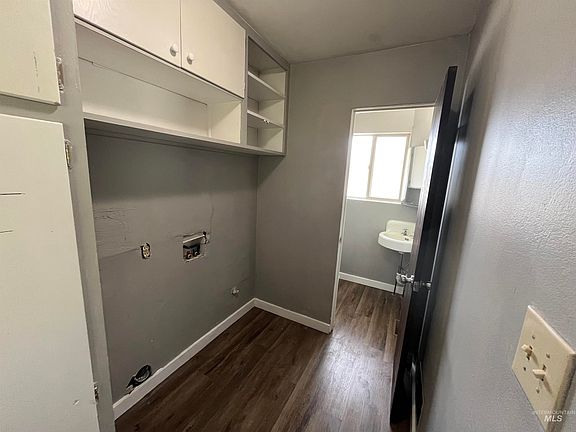 4th image of 1340 Lawndale Dr