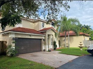 21514 SW 90th Ave, Cutler Bay, FL 33189