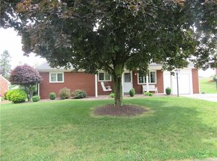 126 Columbia Dr, Aliquippa, PA