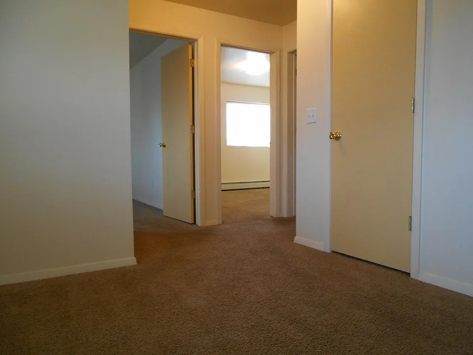 324 1st Ave SW