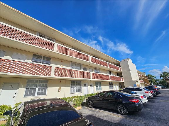 5th image of 1800 79th Street Cswy APT A104