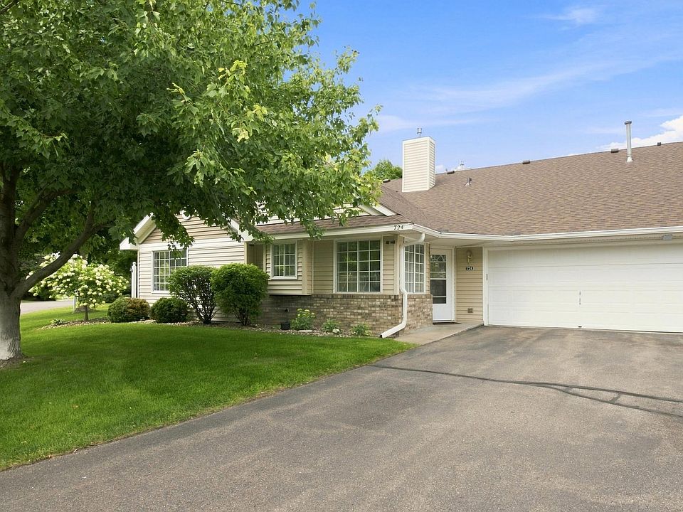 1st image of 724 85th Ln NW
