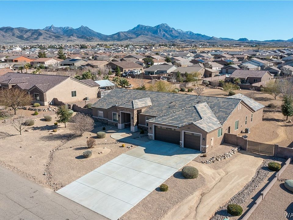 1st image of 3320 E Southern Vista Drive