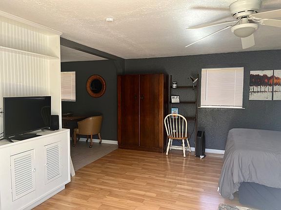4th image of 736 E Dudley Ave #B