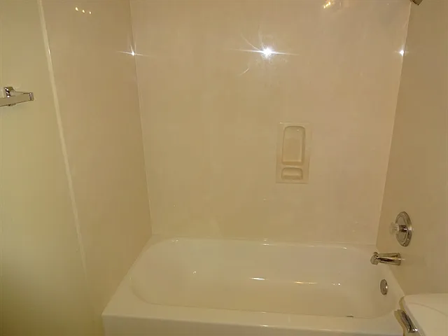 2288 Green Meadows Ln — Photo 15
