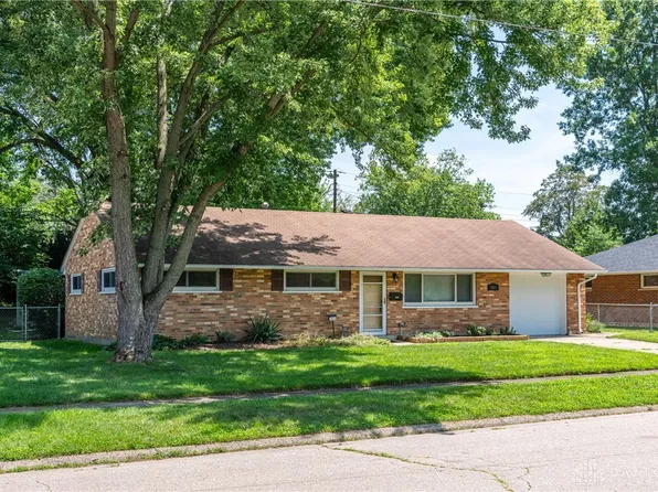 3800 Hertland Dr, Dayton, OH 45439