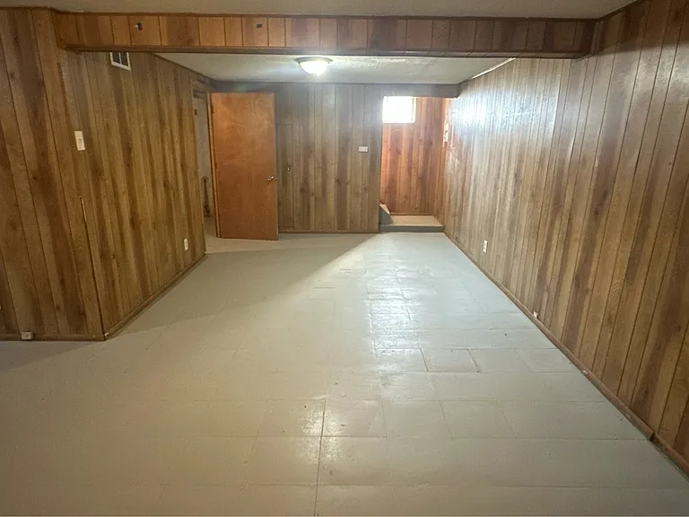 10748 Spring Garden Dr — Photo 21