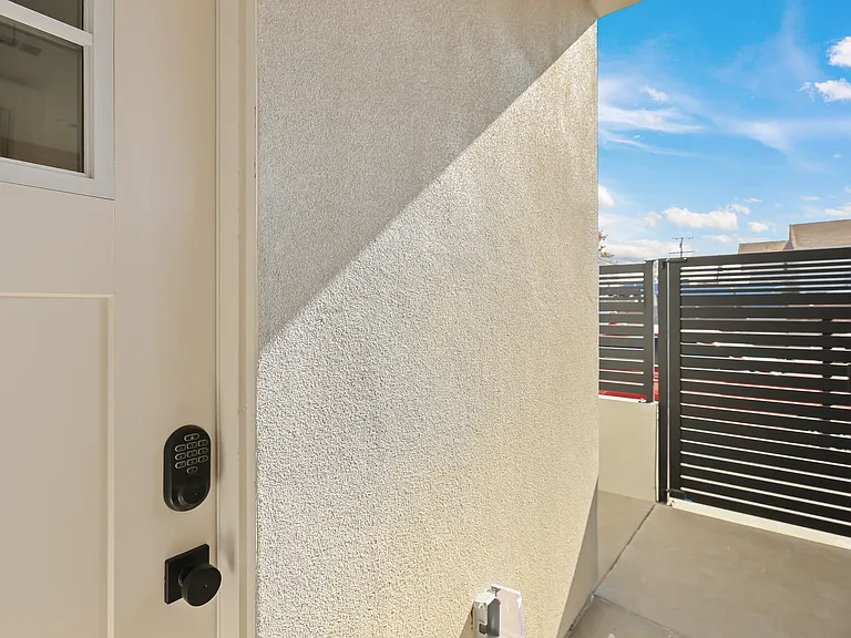 11081 College Ave #1 — Photo 36
