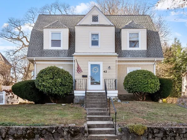 42 York Ter, Melrose, MA 02176
