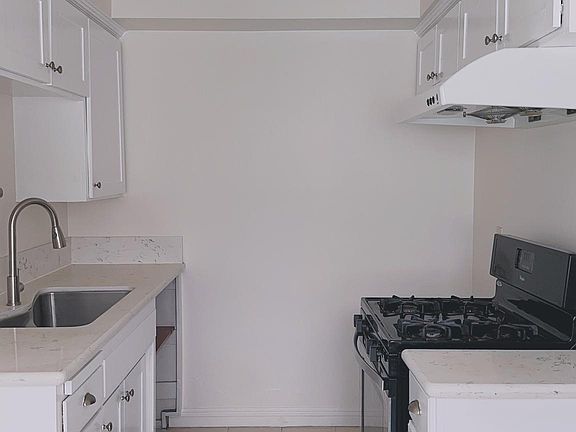 2nd image of 160 E Center St