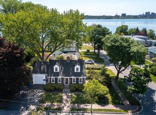 209 Clifton St, Portland, ME 04103