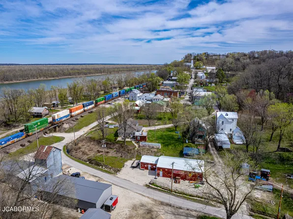 205 Church Hill St, Bonnots Mill, MO 65016