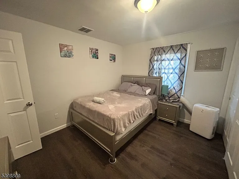 142 Mapes Ave #3 — Photo 5