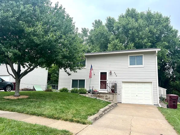 800 Applewood Dr, Eagle, NE 68347