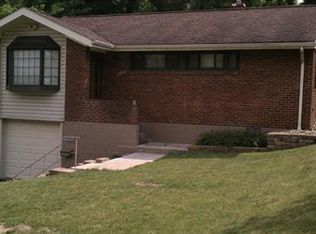 155 Queenston Dr, Pittsburgh, PA