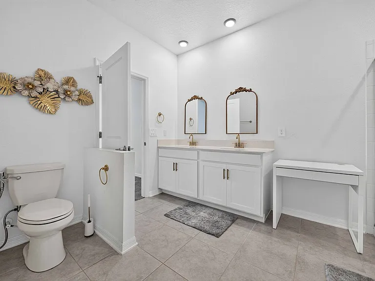 281 Piave St — Photo 19
