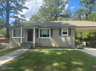 1015 Tucker Rd, Macon, GA 31210