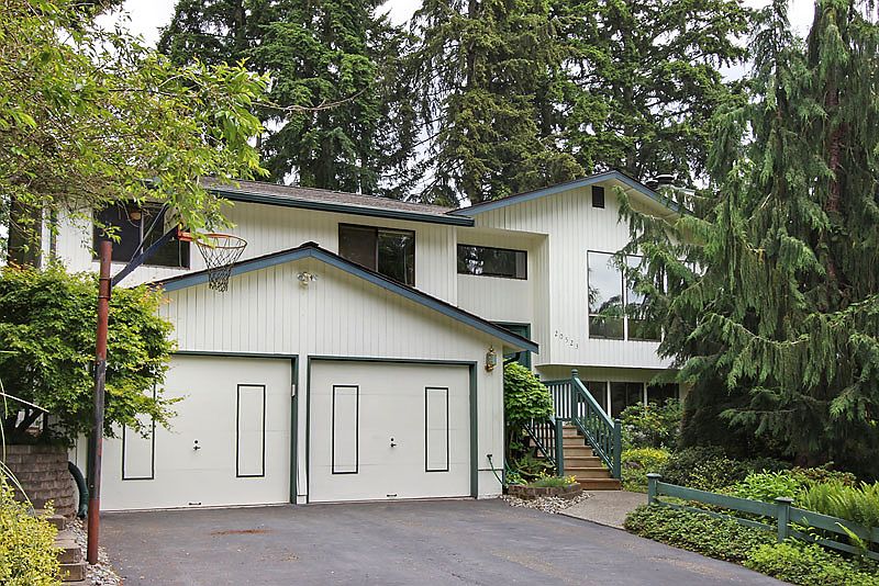 1st image of 20523 25th Ave W