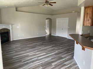 465 W Great Basin Dr, Meridian, ID 83646