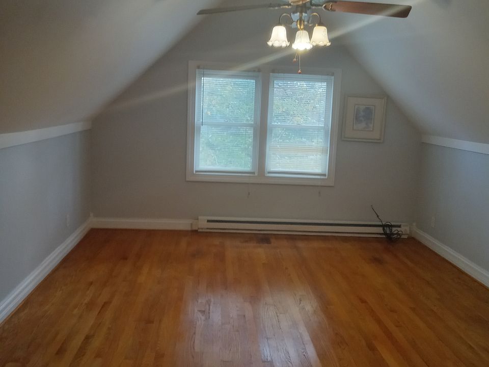 Large bedroom