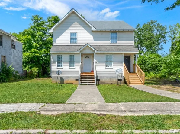35 Corling St, Petersburg, VA 23803