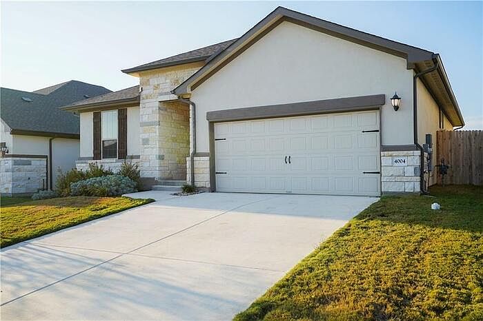 1st image of 4004 Promontory Point Trl