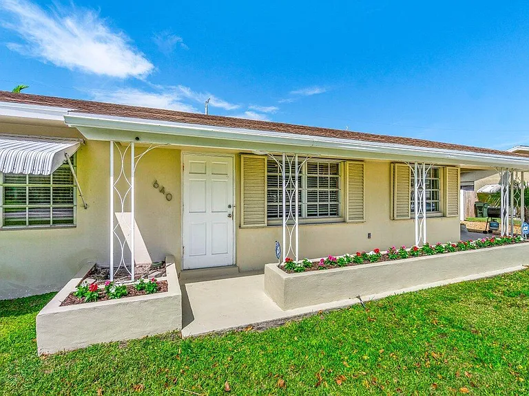 640 Jaeger Dr — Photo 3