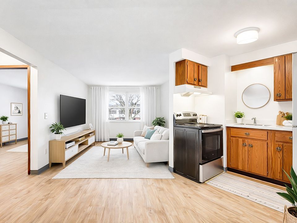 Welcoming Living Space at Autumn Gardens