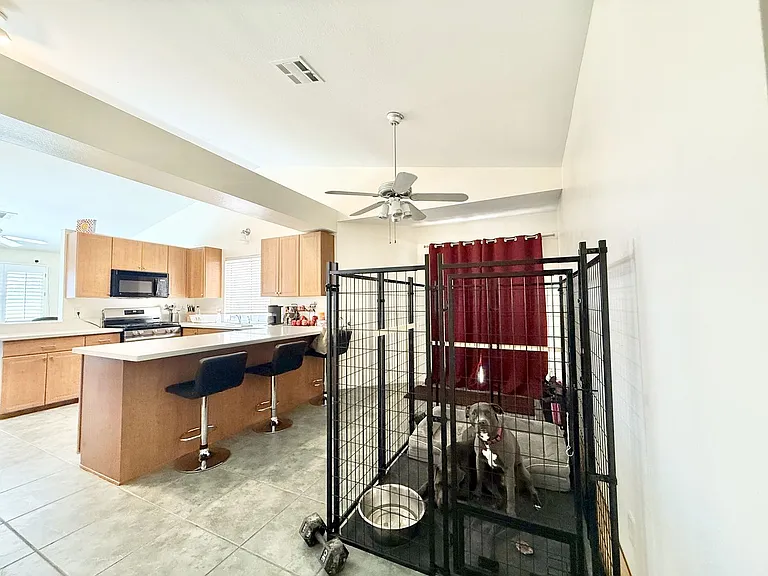 39850 Regency Way — Photo 8