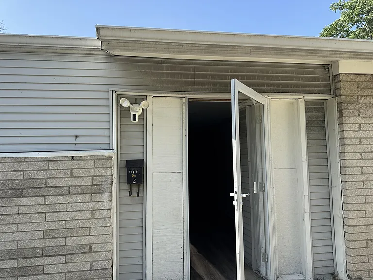 677 Dorset Ave — Photo 6