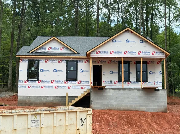 144 Eastbrook Rd, Gaffney, SC 29340