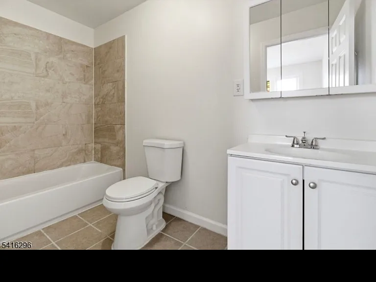 182 Norwood St #1 — Photo 3