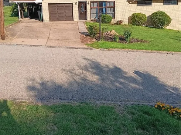 107 Mount Vernon Dr, McKeesport, PA 15135