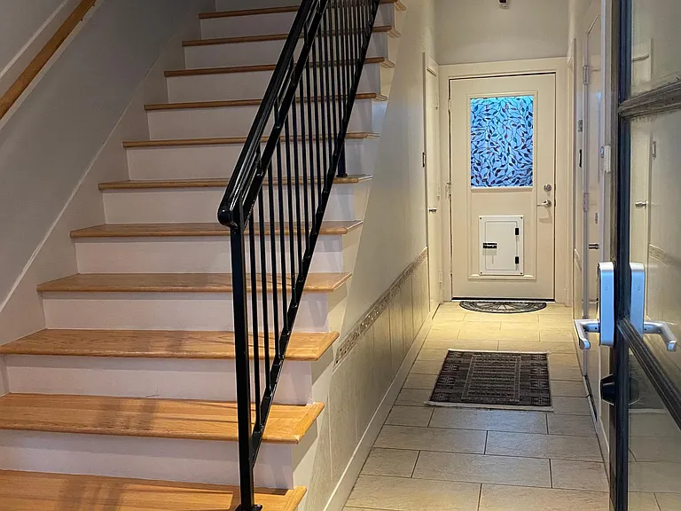 1415 Bonnie Brae St #E — Photo 16