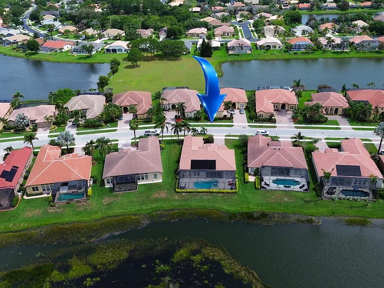923 SW Grand Reserves Blvd — Photo 59