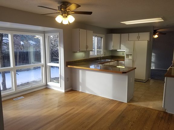 Open Kitchen Nook Area